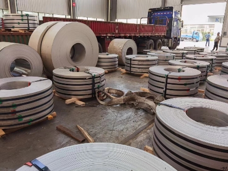 100Cr6淬火合金鋼帶 100Cr6淬火合金鋼帶